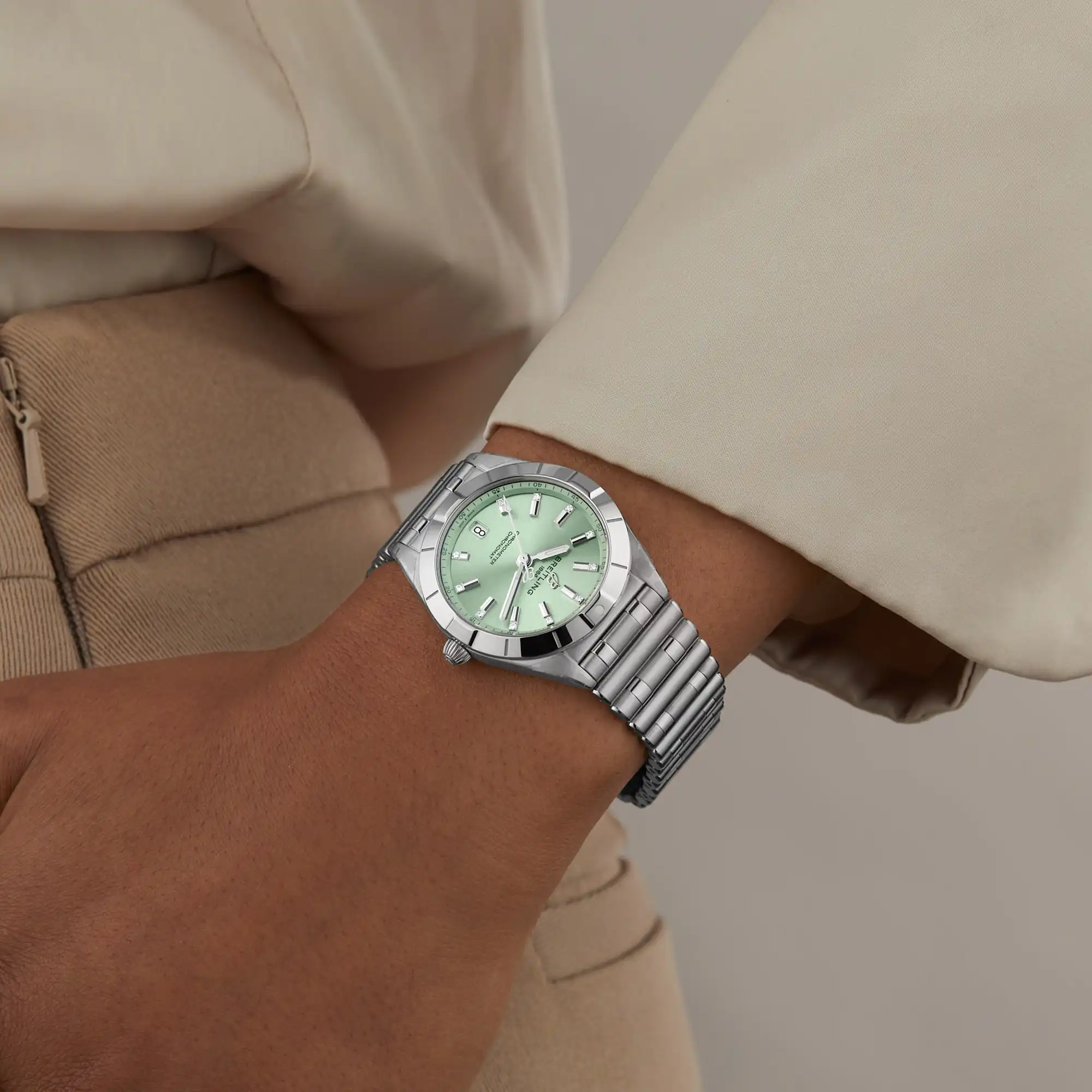 Replica Breitling Chronomat 32 Stainless Steel – Mint Green A77310101L1A1 - Image 5