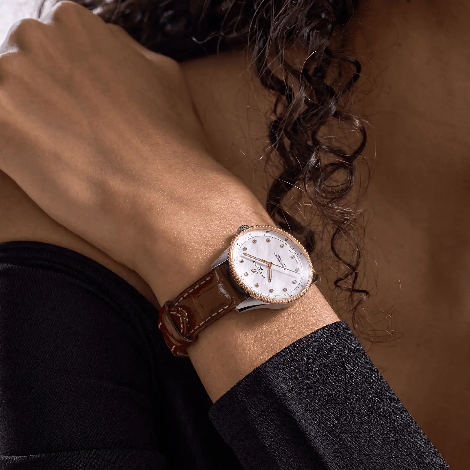 Replica Breitling Navitimer 32mm Ladies White Mother Of Pearl Leather U77320E61A1P1 - Image 5