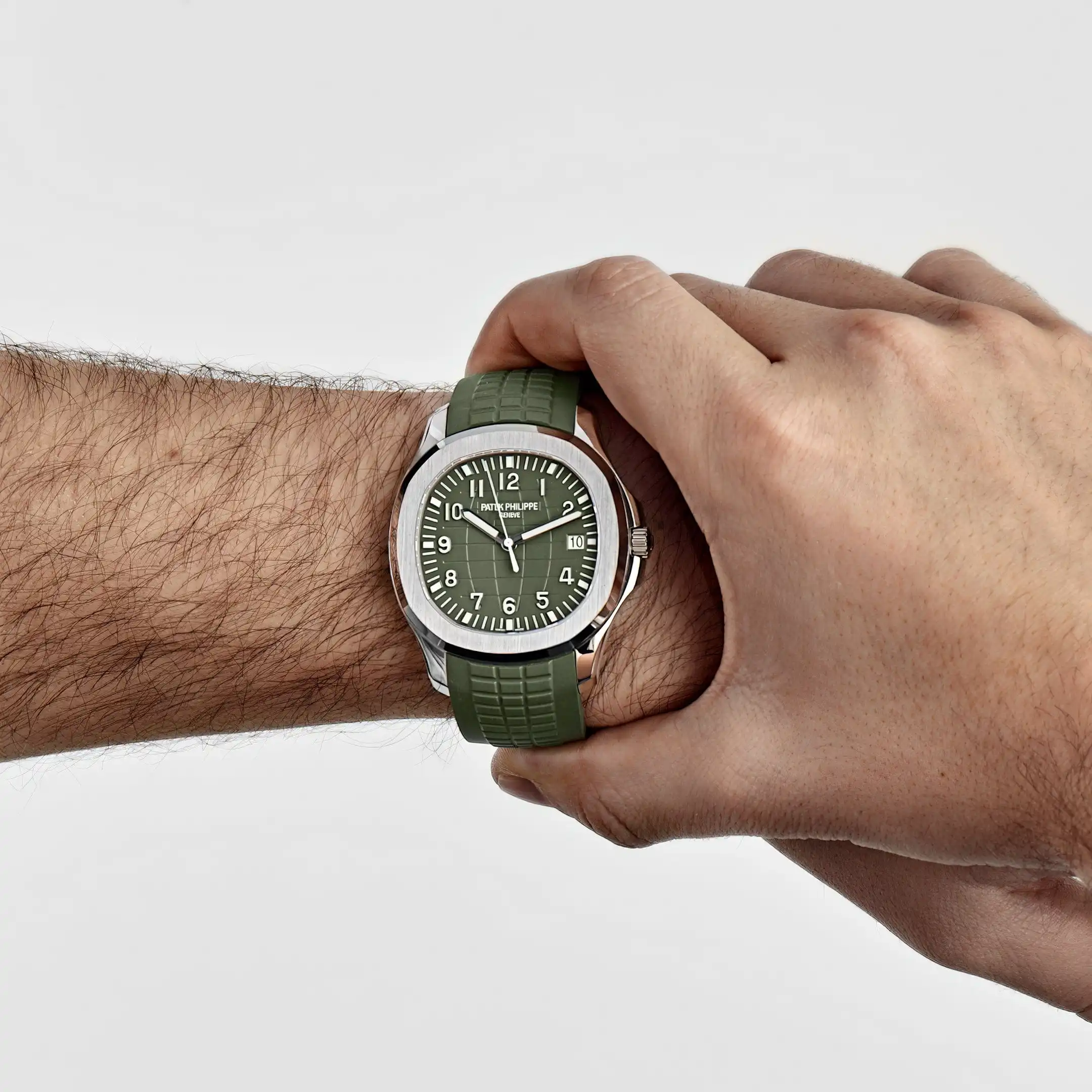 Replica Patek Philippe Aquanaut 5168G-010 ‘Jumbo’ White Gold Khaki Green - Image 2