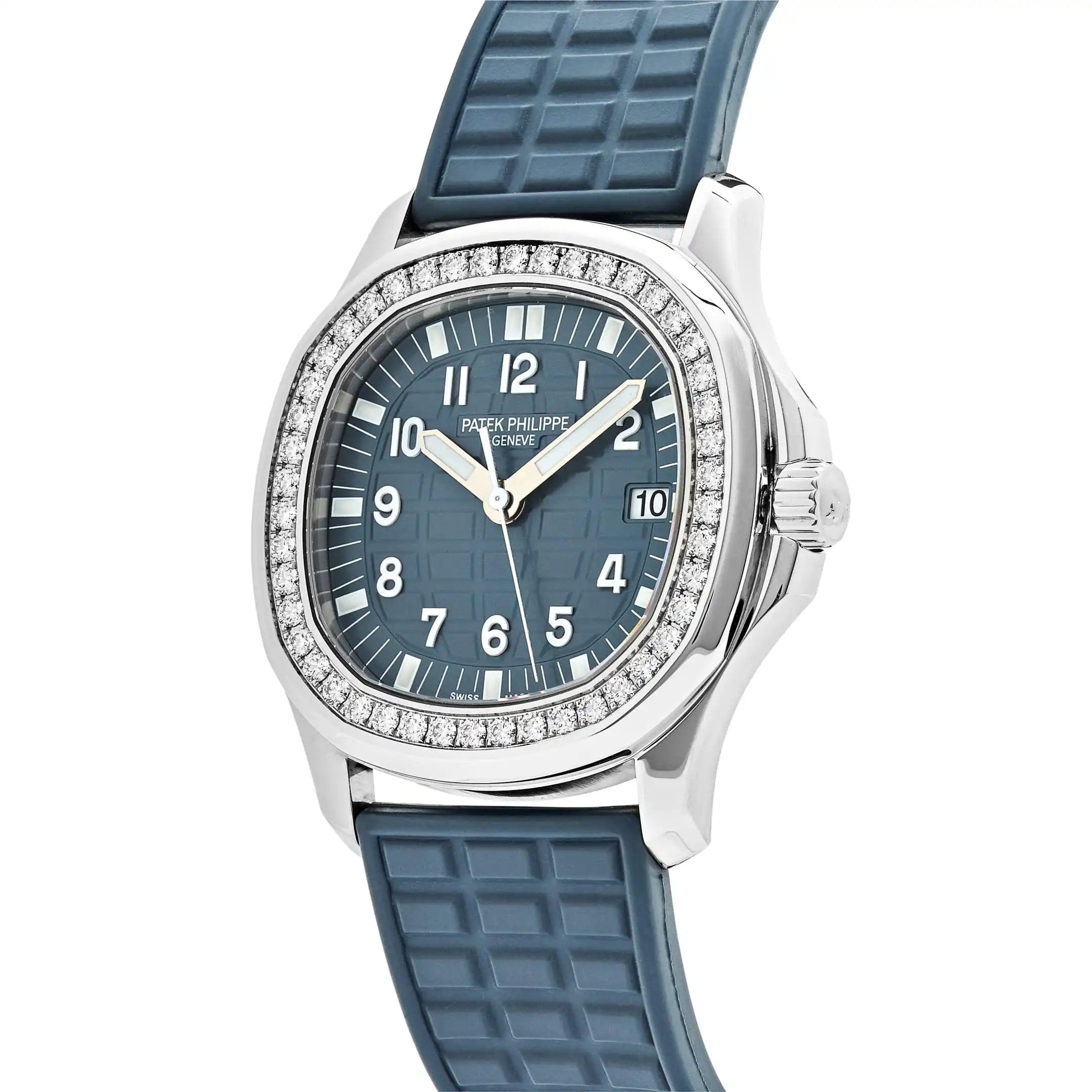 Replica Patek Philippe Aquanaut Luce 5067A-025 ‘Ladies’ Stainless Steel Blue Dial - Image 3