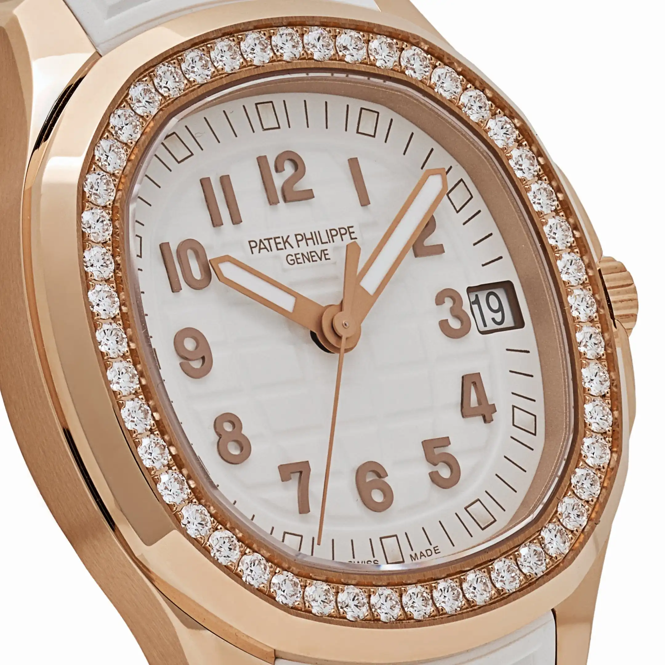Replica Patek Philippe Aquanaut Luce 5268/200R-001 Rose Gold Diamond Bezel White Dial - Image 5