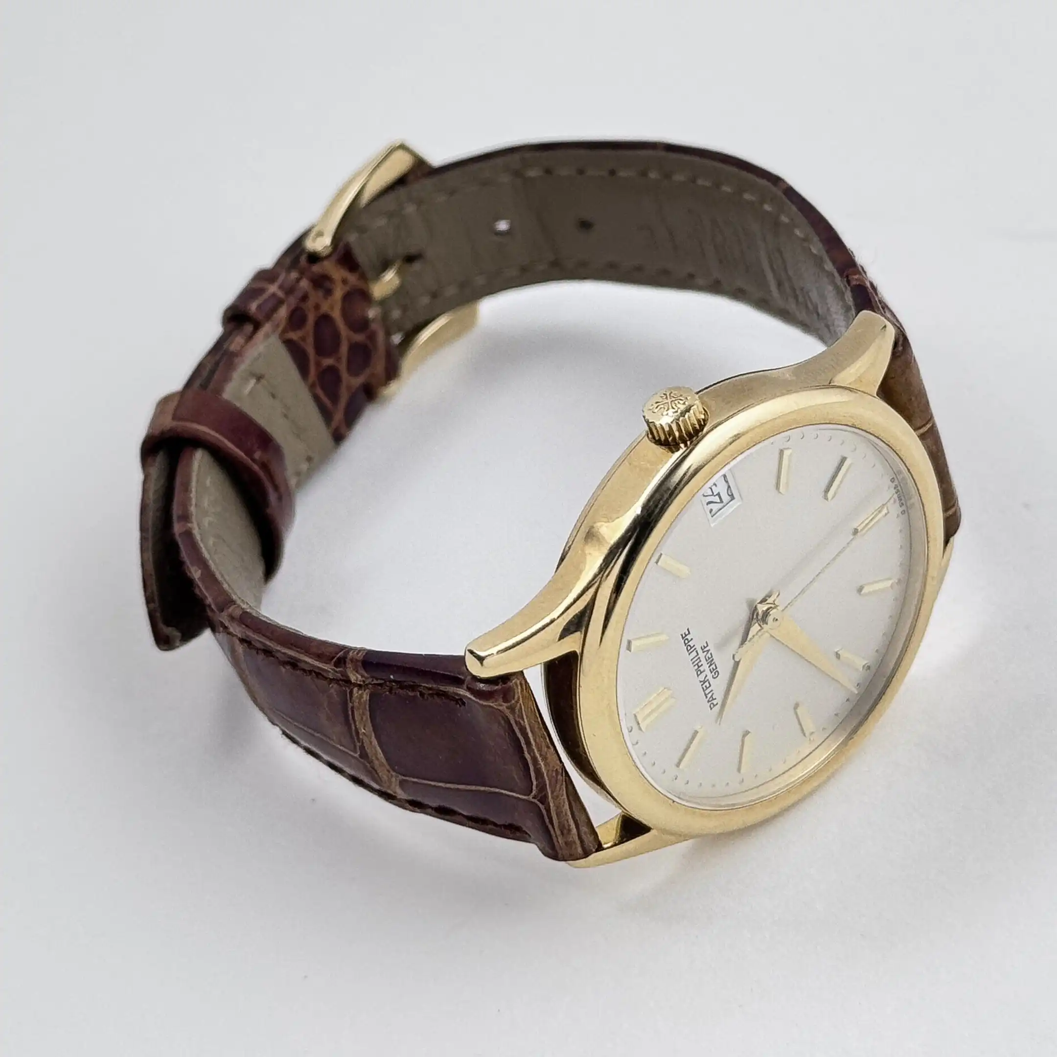 Replica Patek Philippe Calatrava 3998 Yellow Gold Cream Dial Leather Strap (1997) - Image 5
