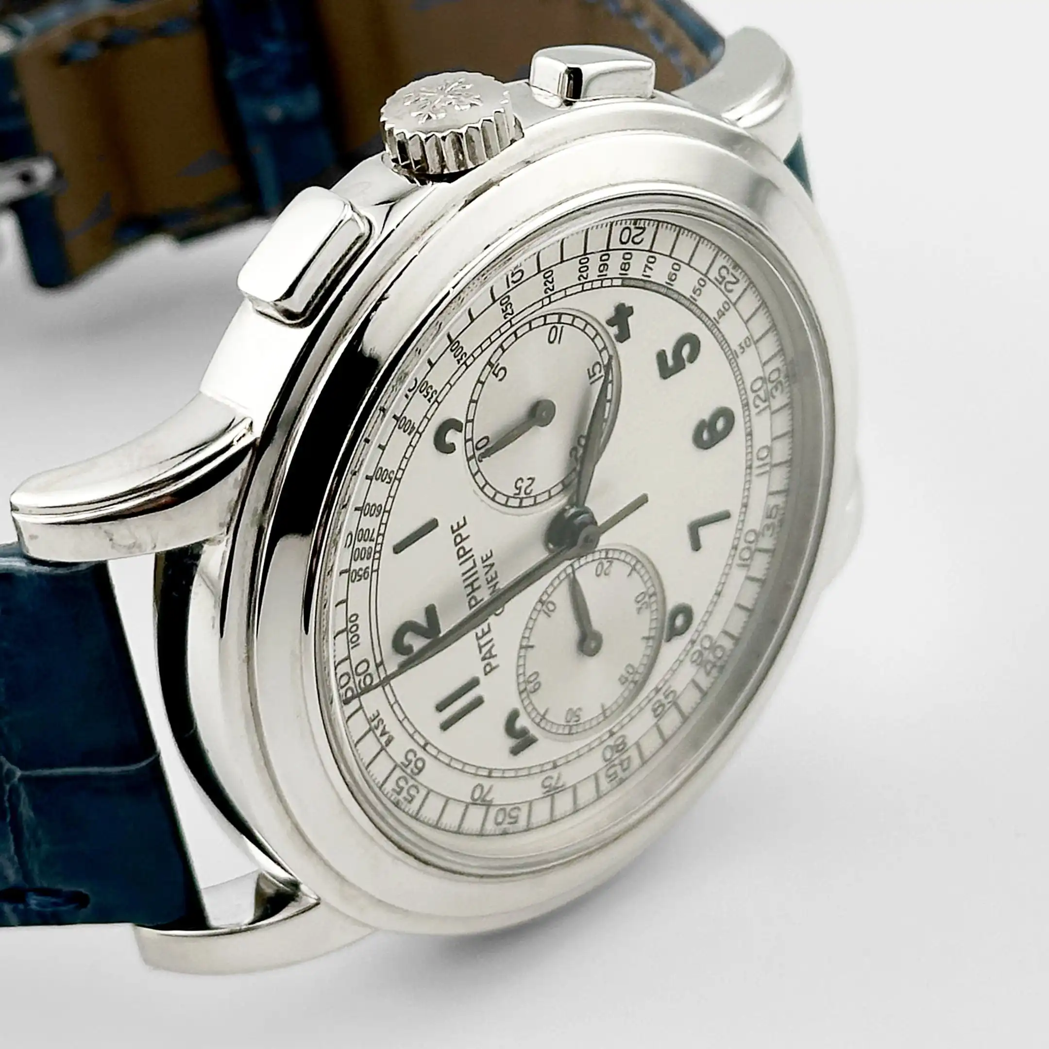 Replica Patek Philippe Complications 5070G-001 Annual Calendar Chronograph Whi - Image 5