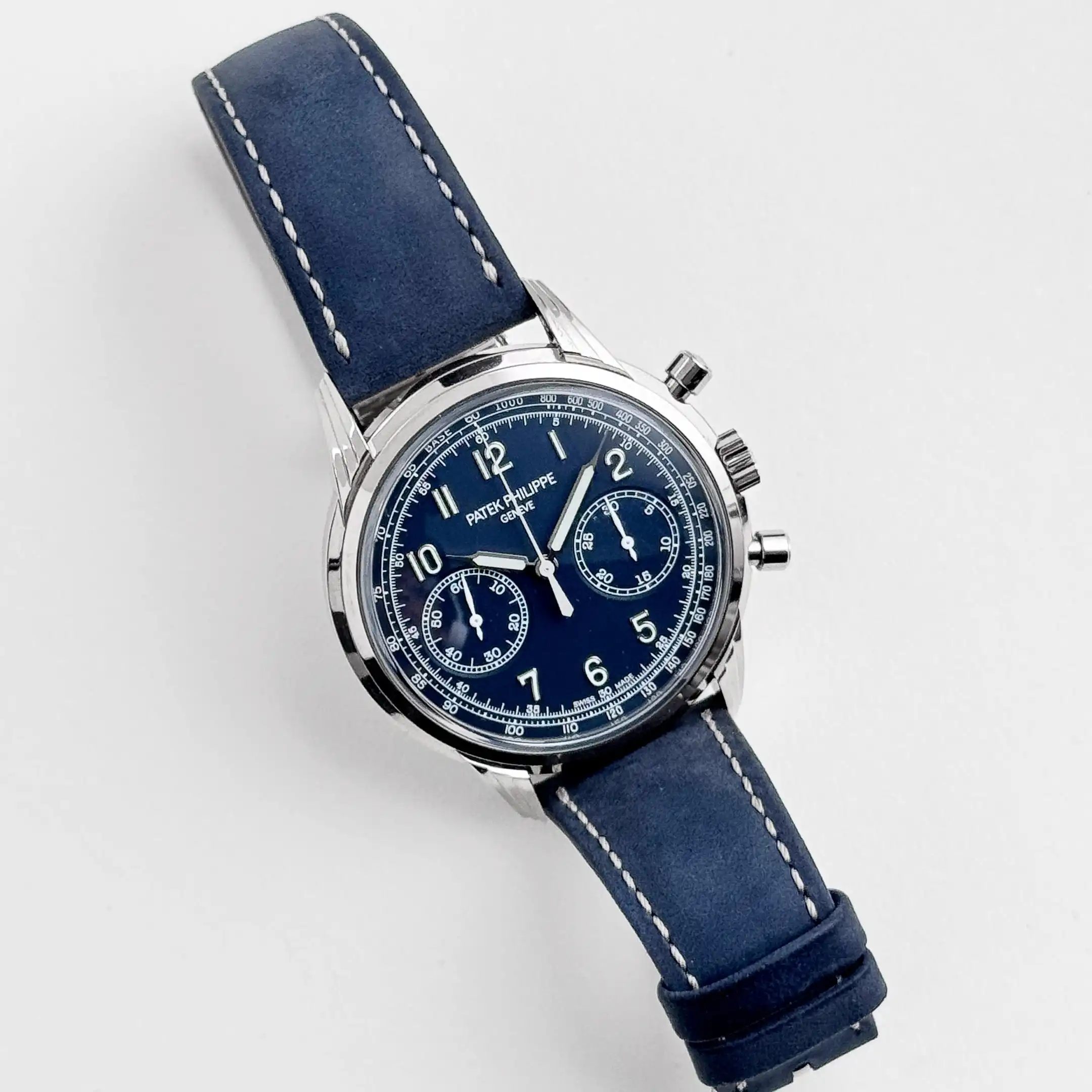 Replica Patek Philippe Complications 5172G-001 Chronograph White Gold Blue Dial - Image 3