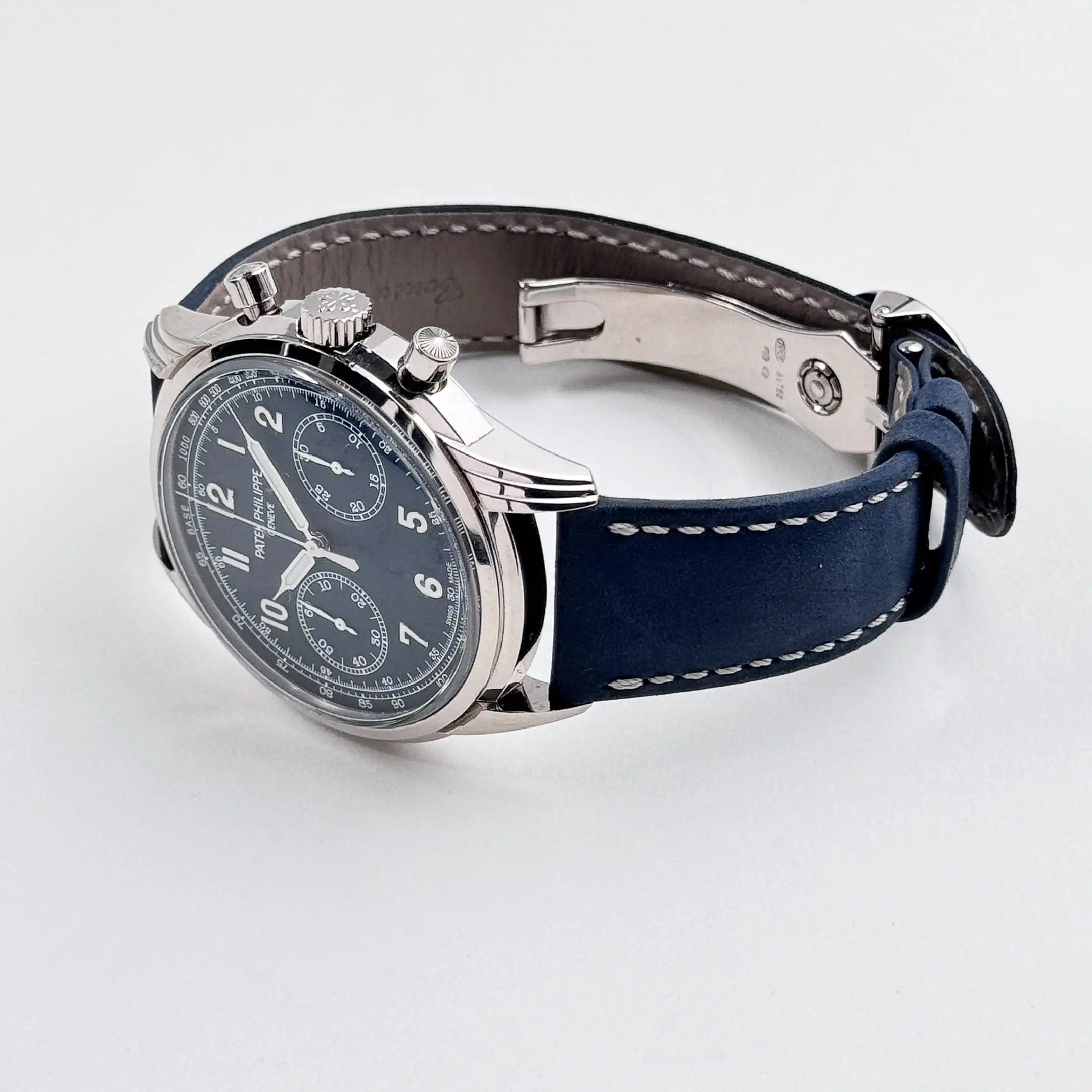 Replica Patek Philippe Complications 5172G-001 Chronograph White Gold Blue Dial - Image 4