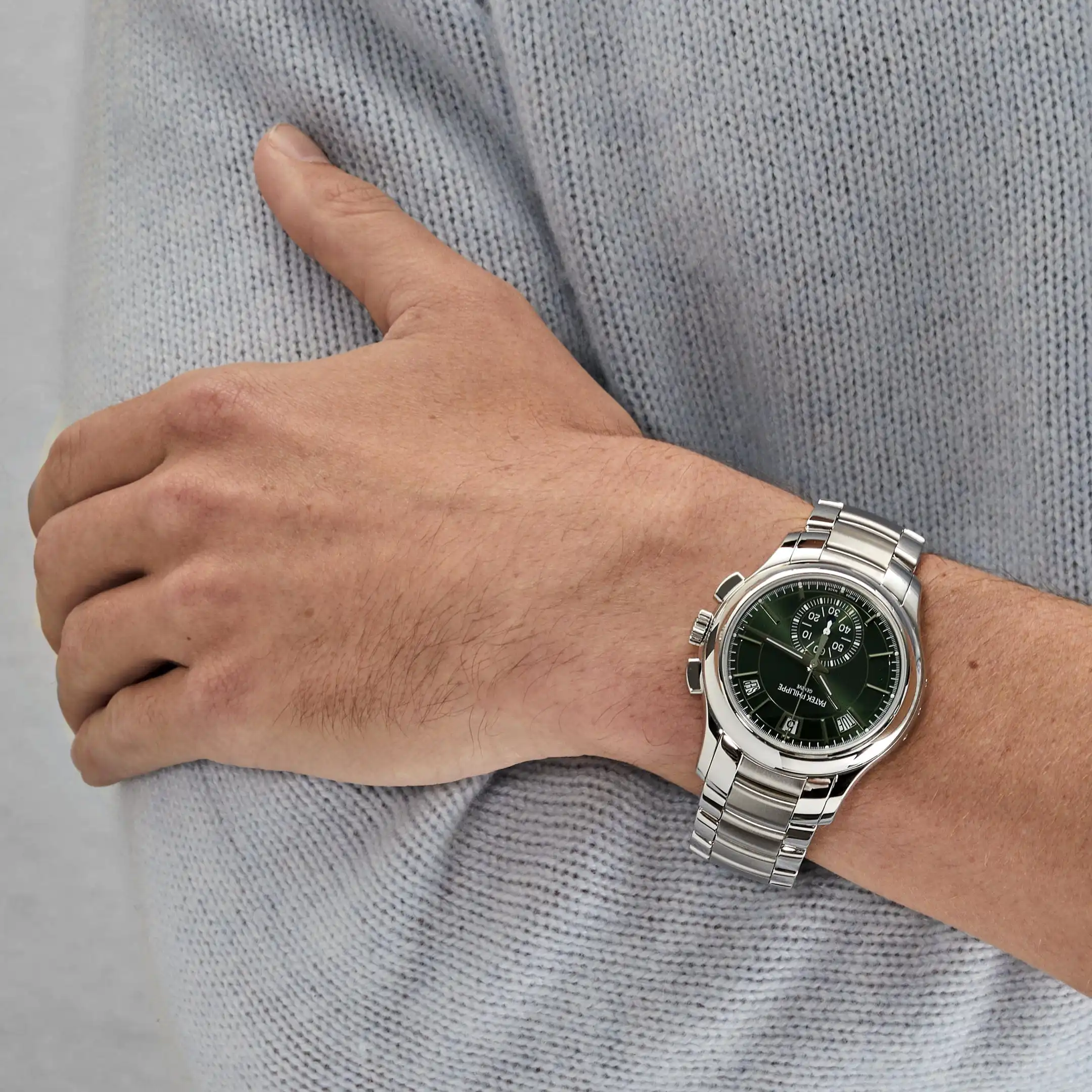 Replica Patek Philippe Complications 5905/1A-001 Annual Calendar Flyback Chronograph Green Dial - Image 2
