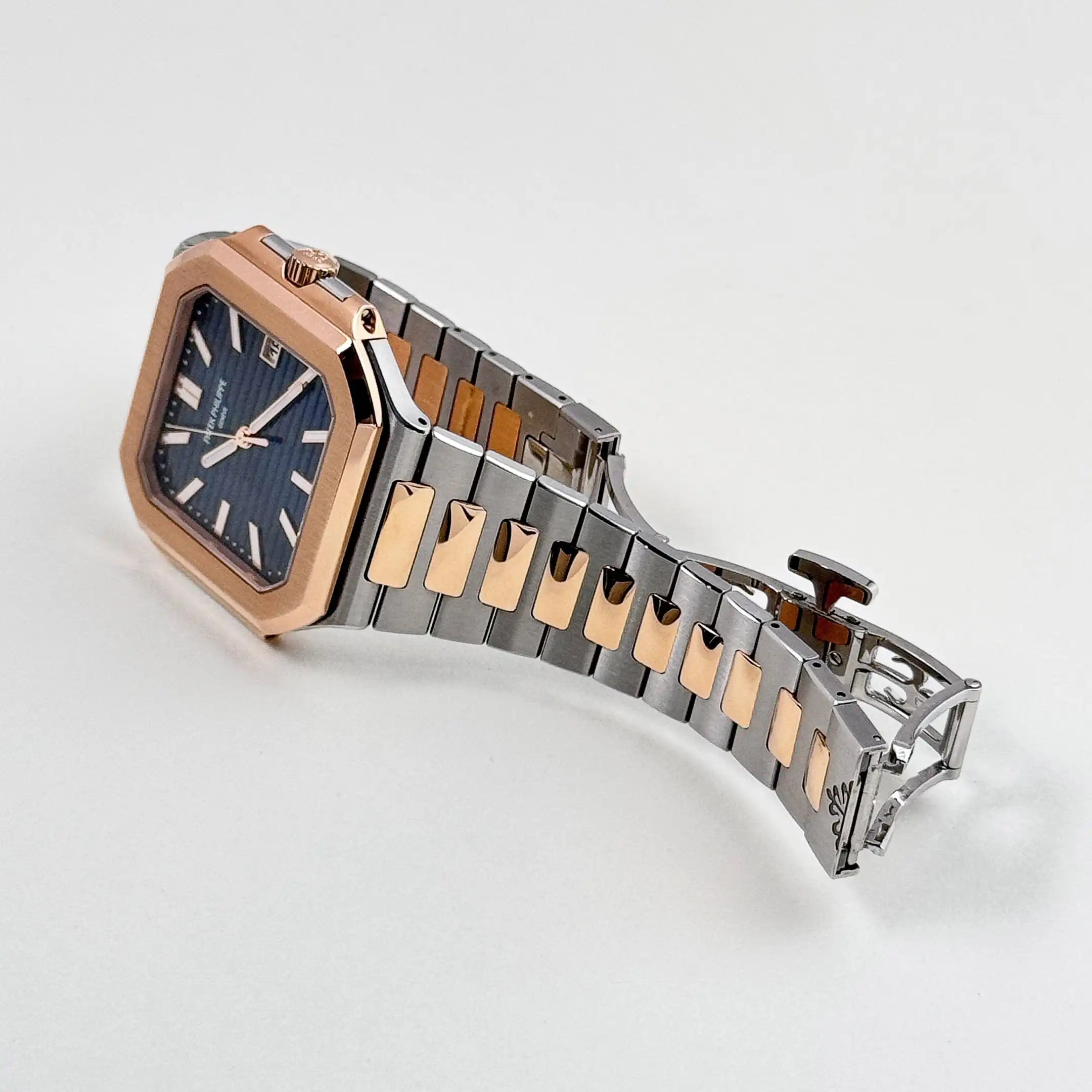 Replica Patek Philippe Cubitus 5821/1AR-001 Stainless Steel Rose Gold Blue Dial - Image 9