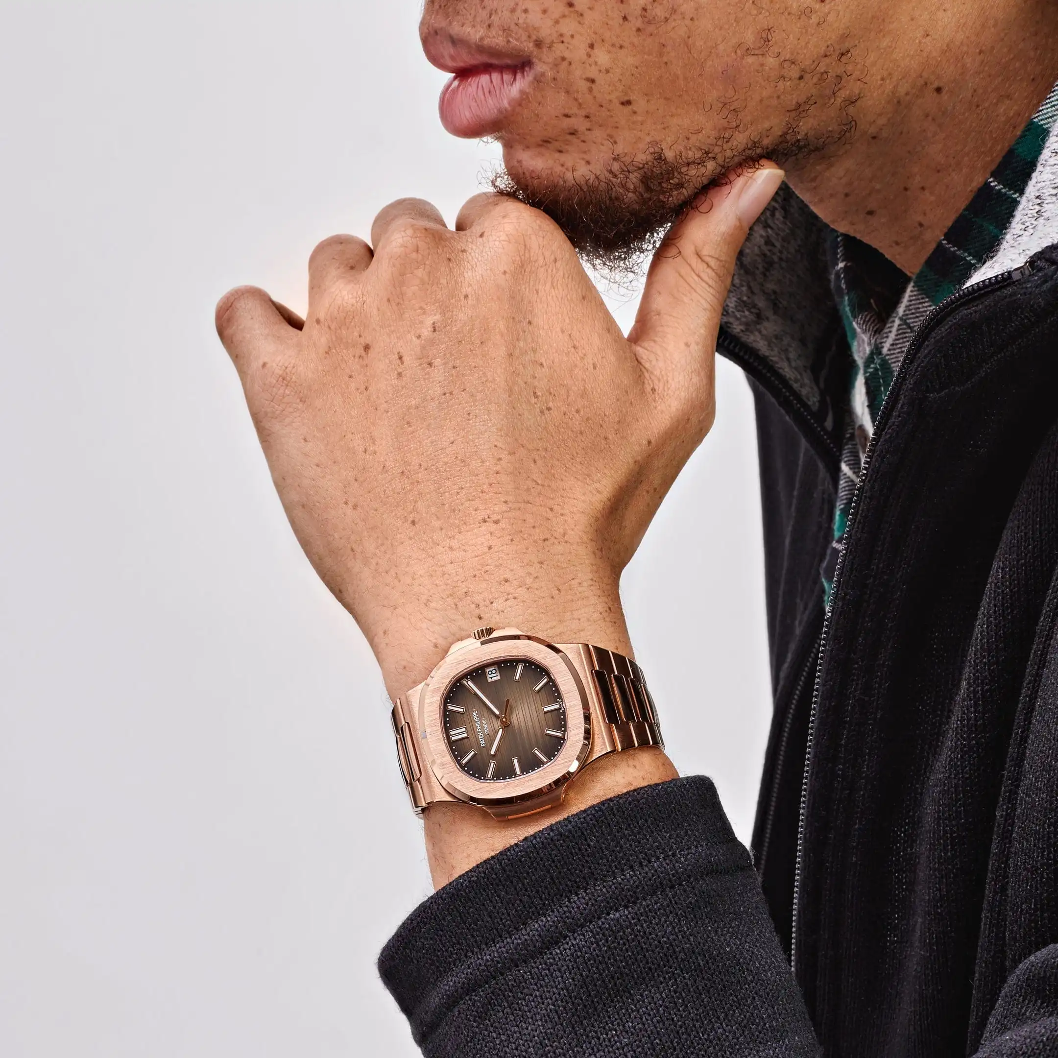 Replica Patek Philippe Nautilus 5711/1R-001 Rose Gold Brown Dial - Image 2