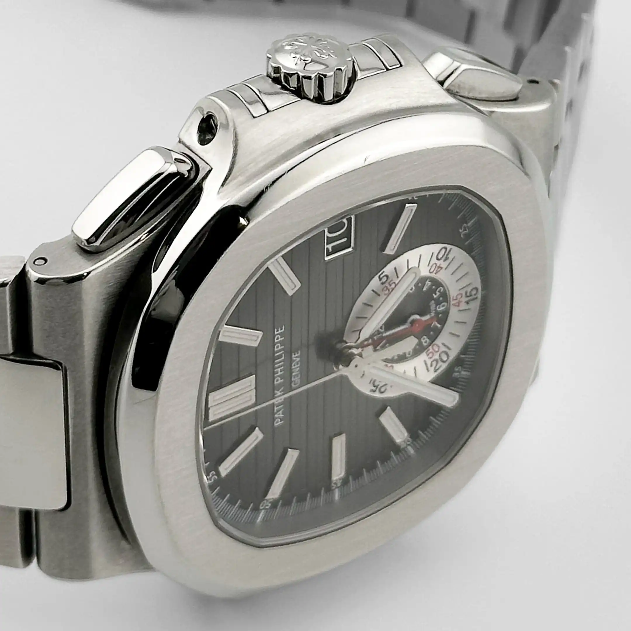 Replica Patek Philippe Nautilus 5980/1A-014 Chronograph Stainless Steel Grey D - Image 4