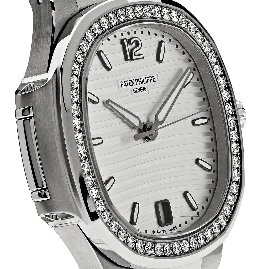 Replica Patek Philippe Nautilus 7118/1200A-010 ‘Ladies’ Stainless Steel Silver Dial Diamond Bezel - Image 4