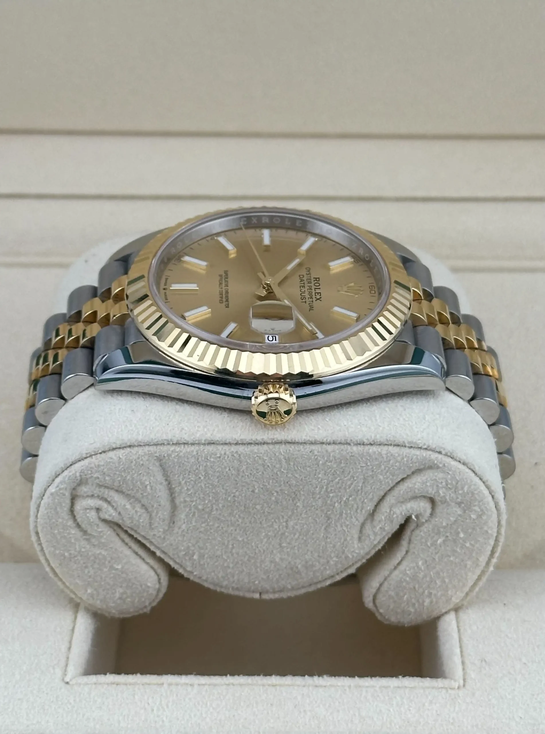 Rolex Datejust Replica 126333 Yellow Gold Stainless Steel Champagne Dial Jubilee - Image 4