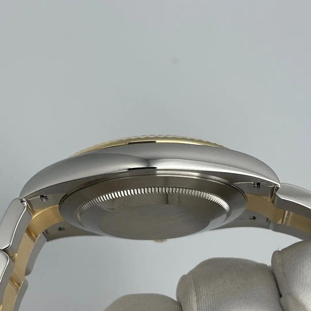 Rolex Datejust Replica 126333 Yellow Gold Stainless Steel Slate/Green Roman Di - Image 5