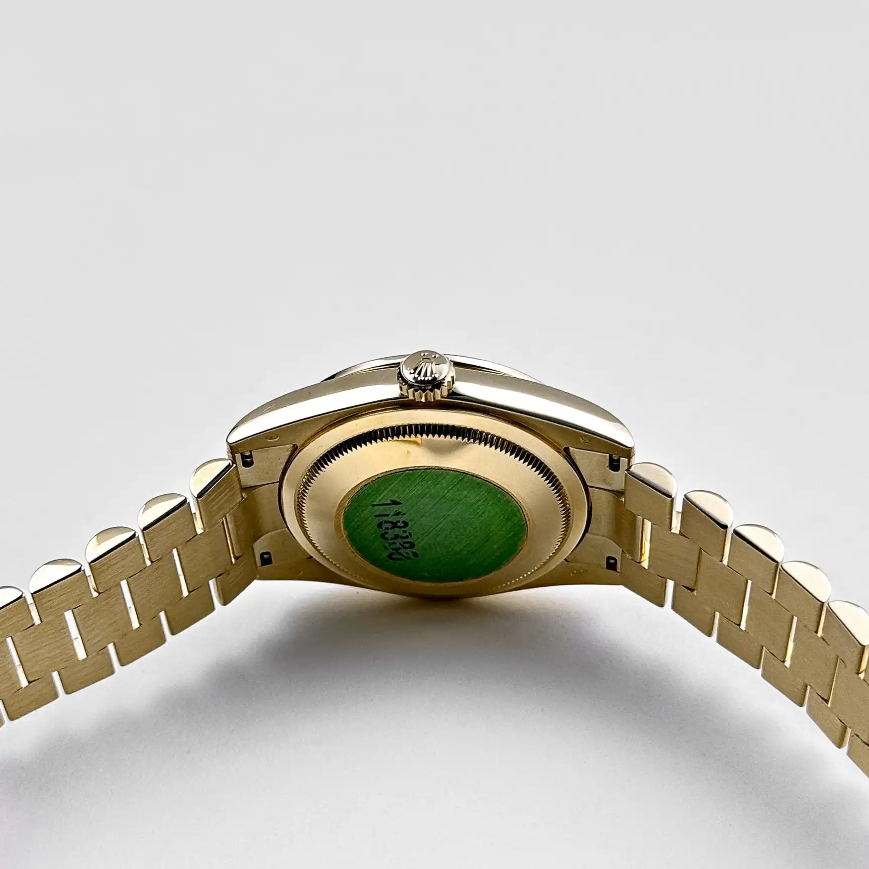 Replica Rolex Day-Date 118388 Yellow Gold White Mother of Pearl Dial Diamond Bezel - Image 7