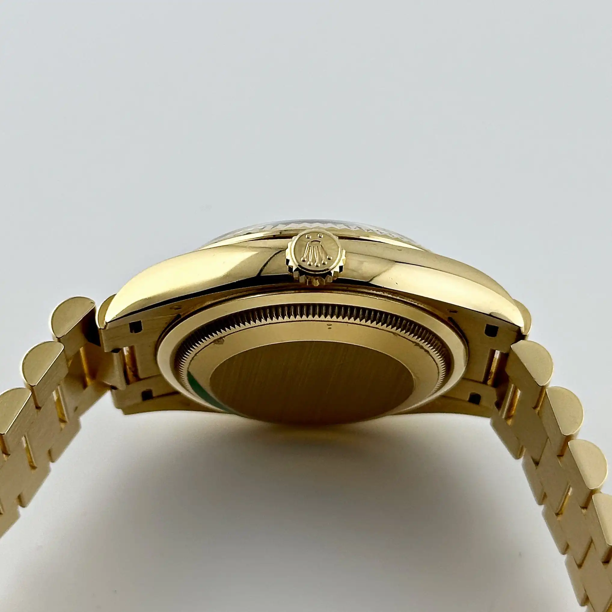 Replica Rolex Day-Date 128238 Yellow Gold Green Diamond Dial - Image 8