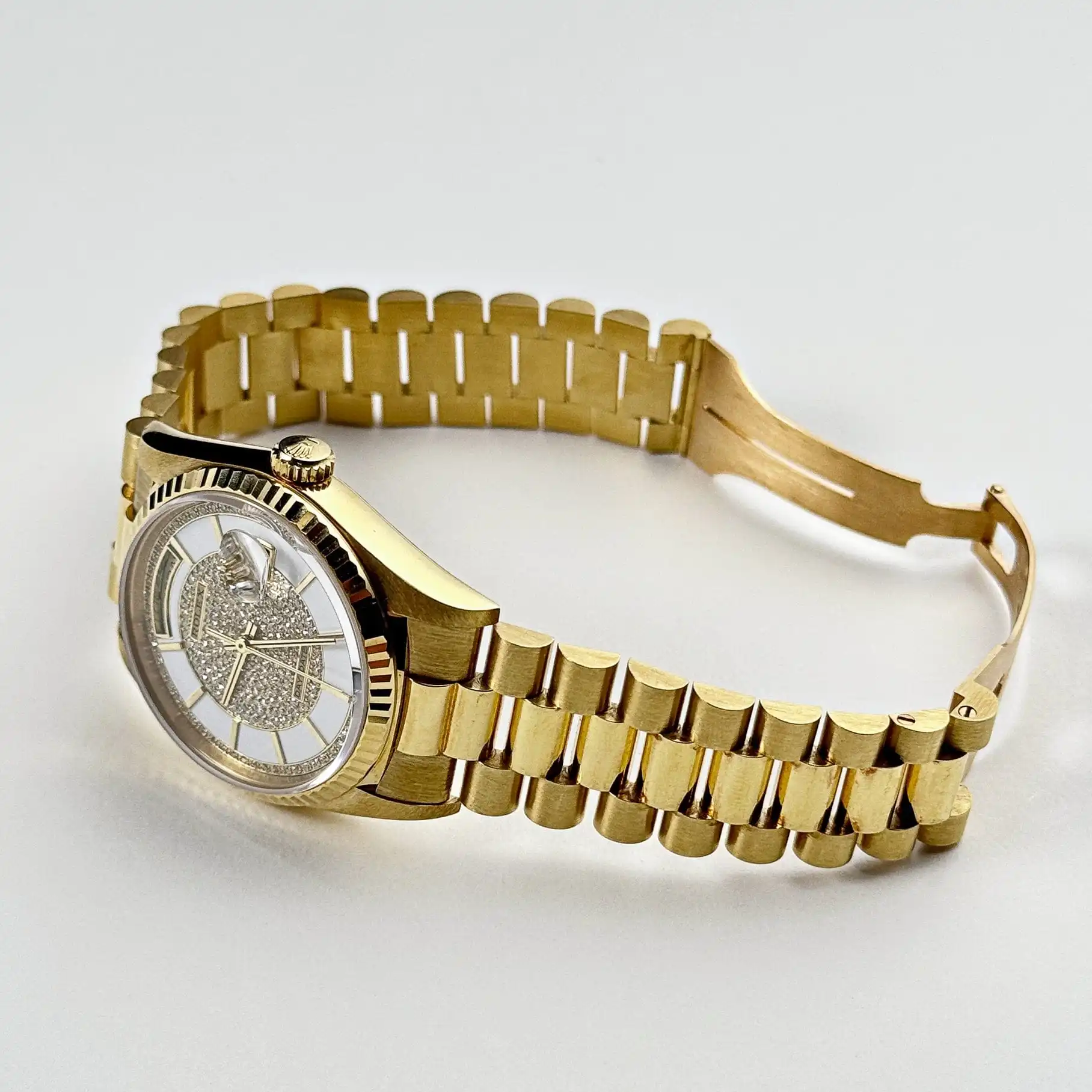 Replica Rolex Day-Date 18238 Yellow Gold Carousel Diamond Dial Presidential Bracelet - Image 4