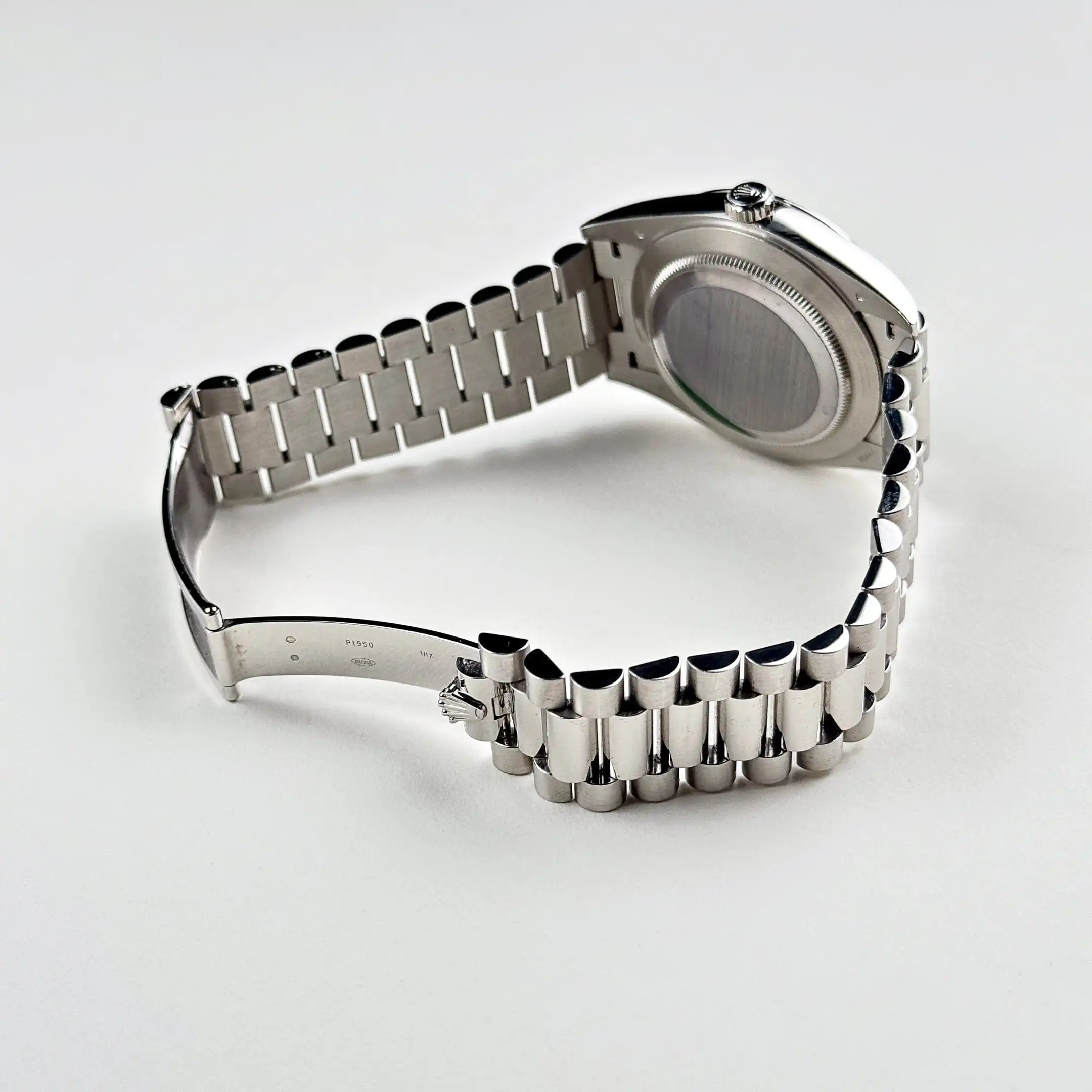 Replica Rolex Day-Date 228206 Platinum Olive Green Arabic Dial - Image 7