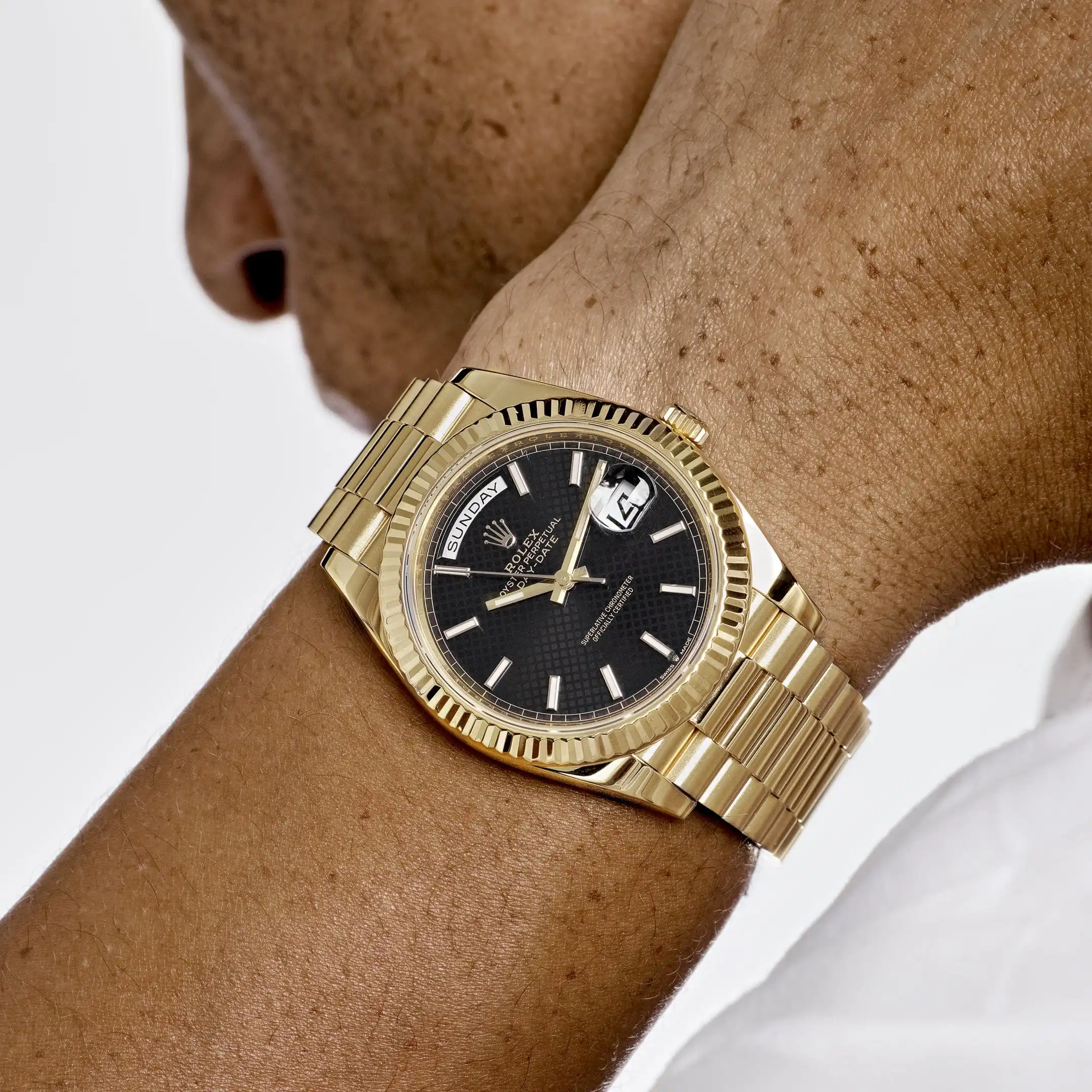 Replica Rolex Day-Date 228238 Yellow Gold Black Diagonal Motif Dial - Image 2