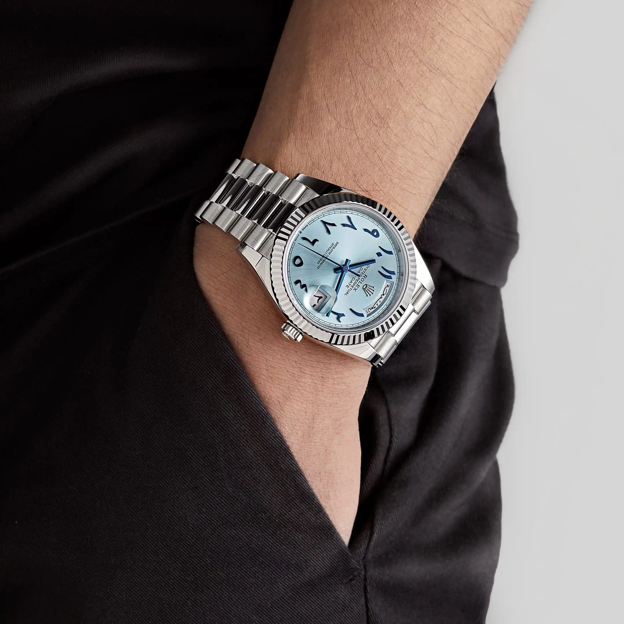 Replica Rolex Day-Date 228236 Platinum Ice Blue Arabic Dial - Image 2