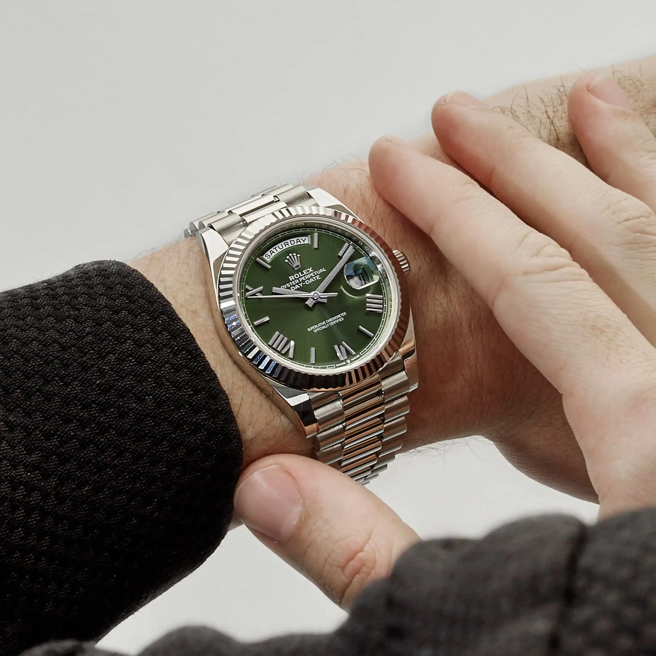 Replica Rolex Day-Date 228239 White Gold Olive Dial - Image 2