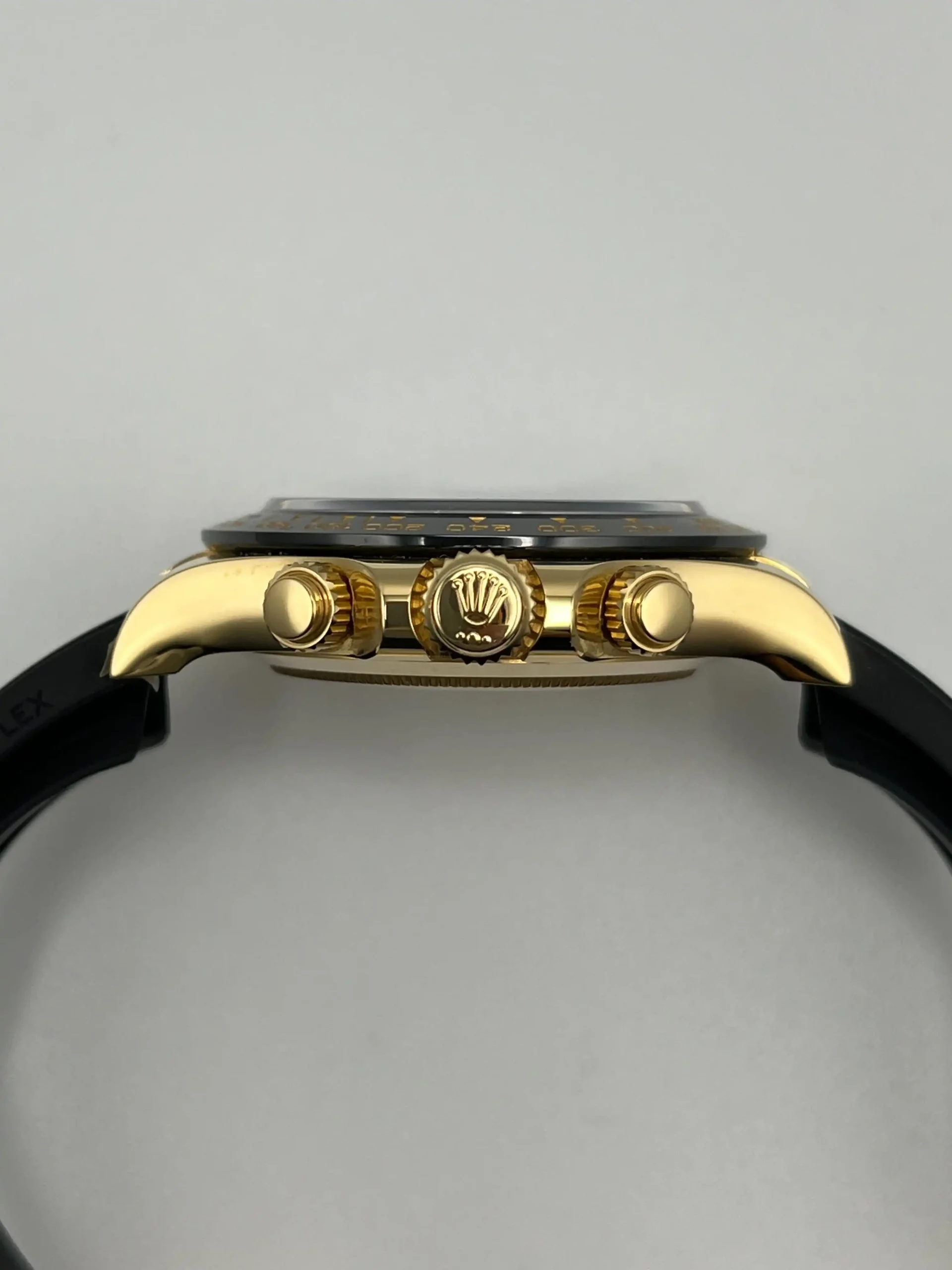 Rolex Daytona Replica 116518LN Yellow Gold Black Dial - Image 4