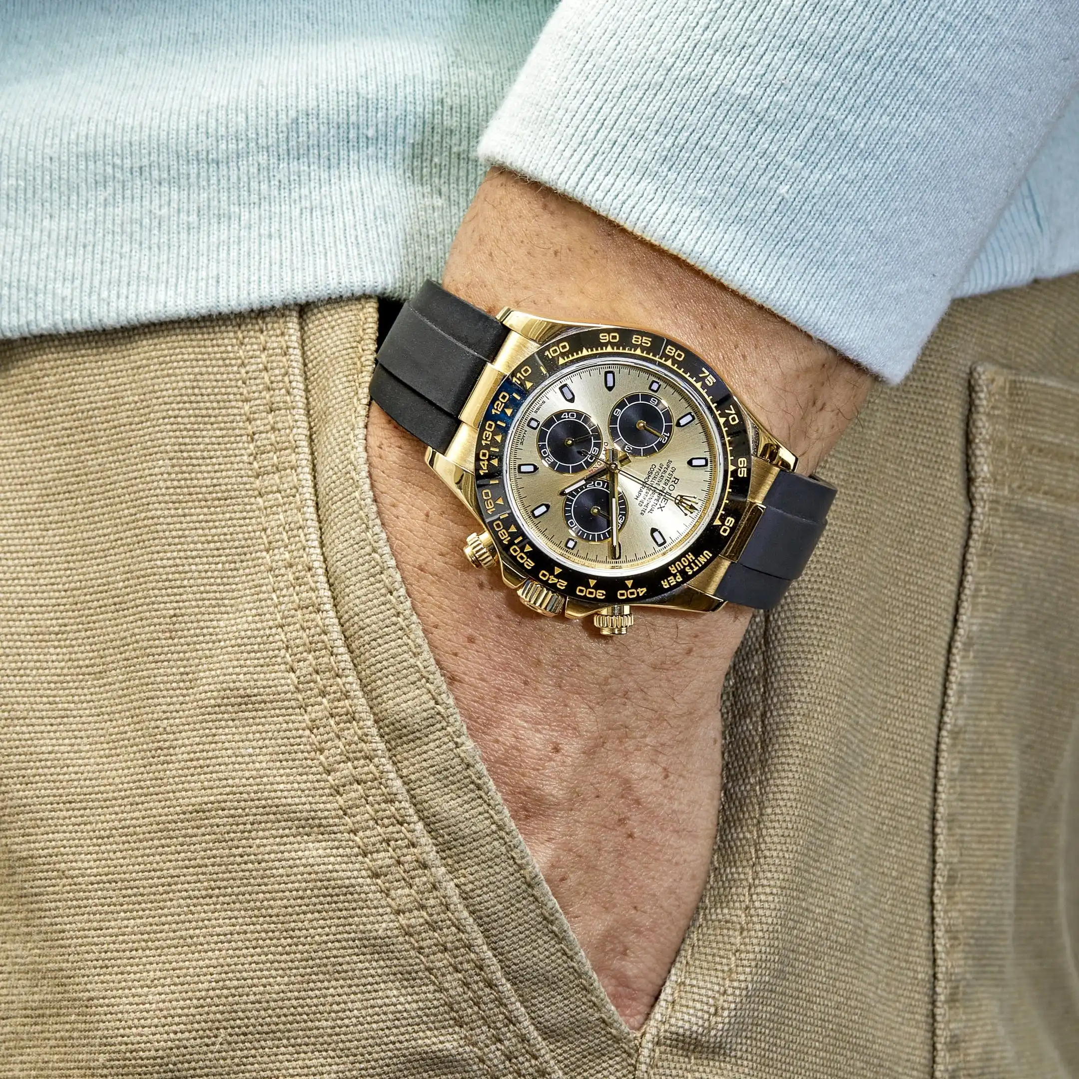 Rolex Daytona Replica 116518LN Yellow Gold Champagne Black Dial - Image 2