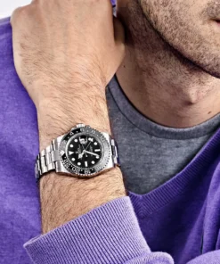 Alternative view of Rolex GMT-Master II Replica 126710GRNR ‘Bruce Wayne’ Stainless Steel Black Dial Oyster