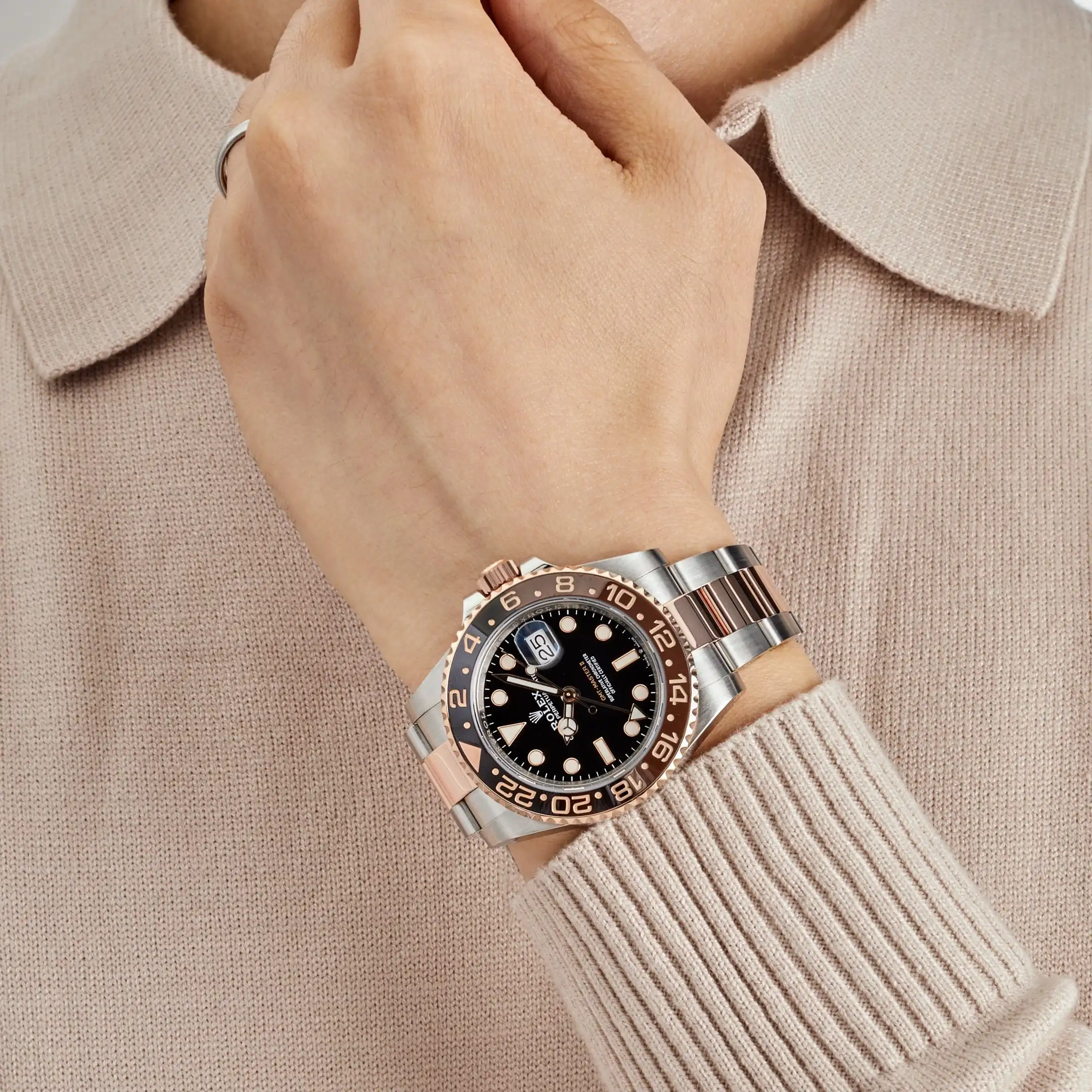 Rolex GMT-Master II Replica 126711CHNR ‘Root Beer’ Stainless Steel Rose Gold - Image 2