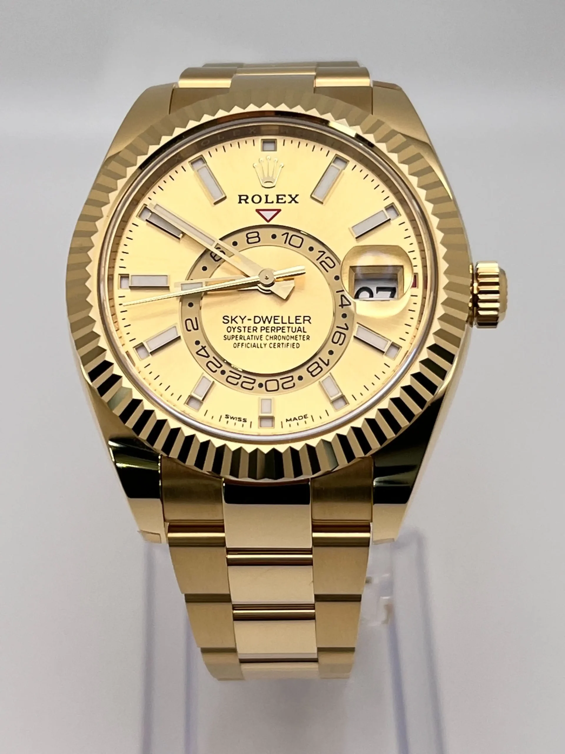 Replica Rolex Sky-Dweller 326938 Yellow Gold Champagne Dial - Image 5
