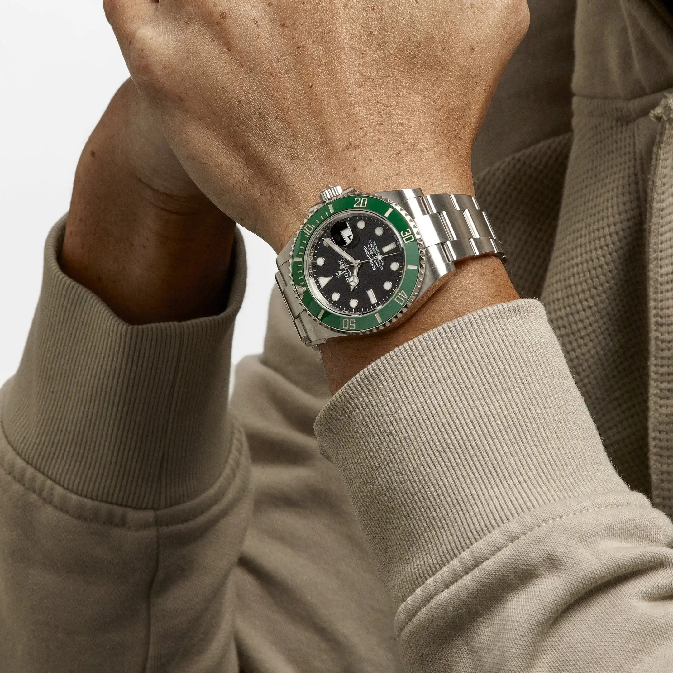 Rolex Submariner Date Replica 126610LV ‘Starbucks MK2’ Stainless Steel Black Dial Oyster - Image 2