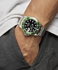 Alternative view of Rolex Submariner Date Replica 16610LV ‘Kermit’ Bezel Flat 4 Stainless Steel Black Dial Oyster