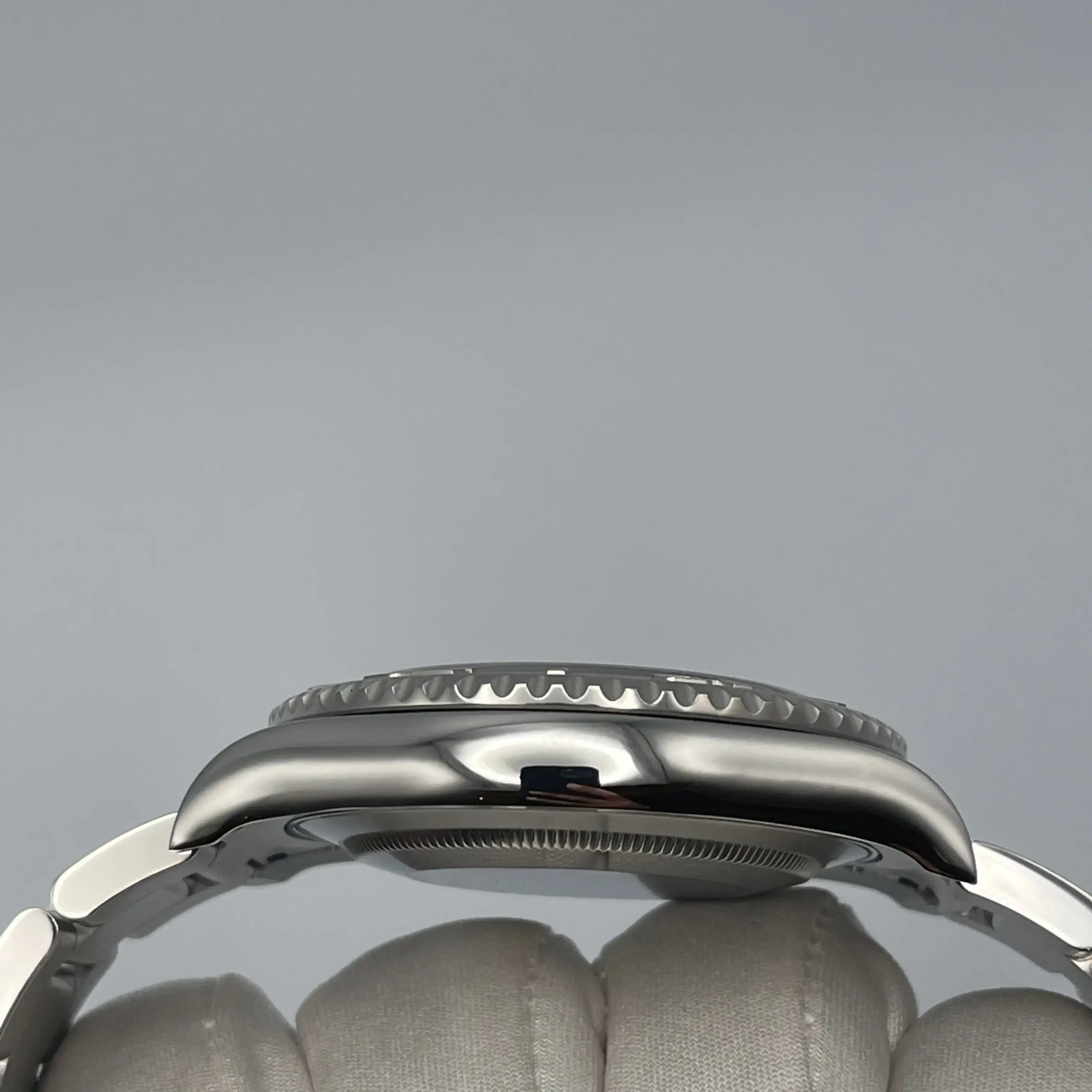 Rolex Yacht-Master Replica 116622 Stainless Steel Platinum Blue Dial - Image 5